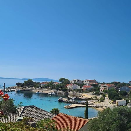 Apartments Solis, 50 M From The Sea - Jakisnica Luaran gambar