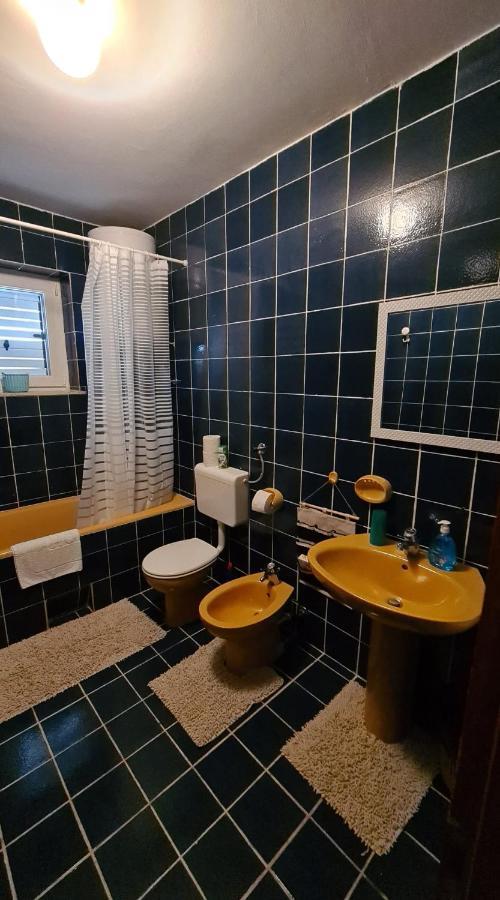 Apartments Solis, 50 M From The Sea - Jakisnica Luaran gambar